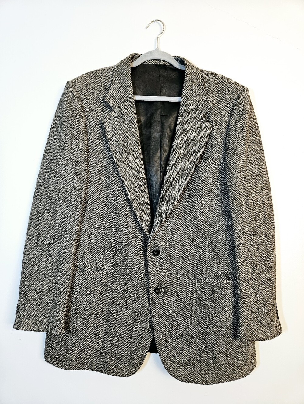 Vintage Harris Tweed Blazer Size 46 Tall 100% Wool Herringbone Jacket
